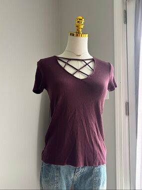 American Eagle Outfitters Burgundy Crisscross Tee
